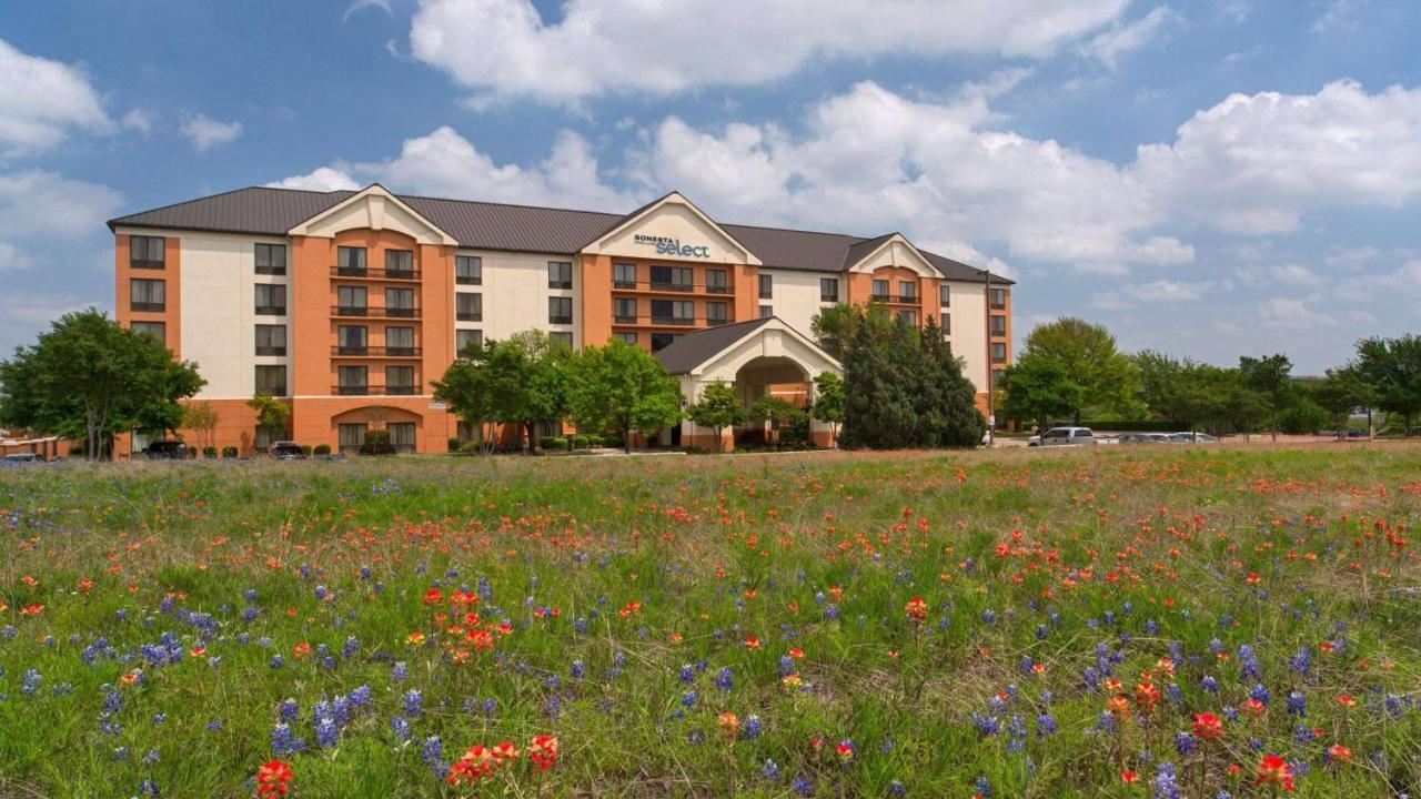 Sonesta Select Austin North Central Hotel Exterior photo